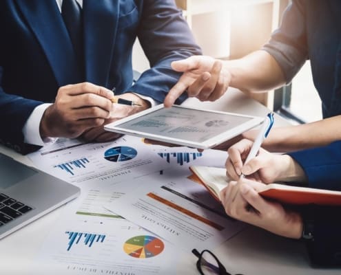 Business Finance, accounting, contract, advisor investment consulting marketing plan for the company with using tablet and computer technology in analysis.