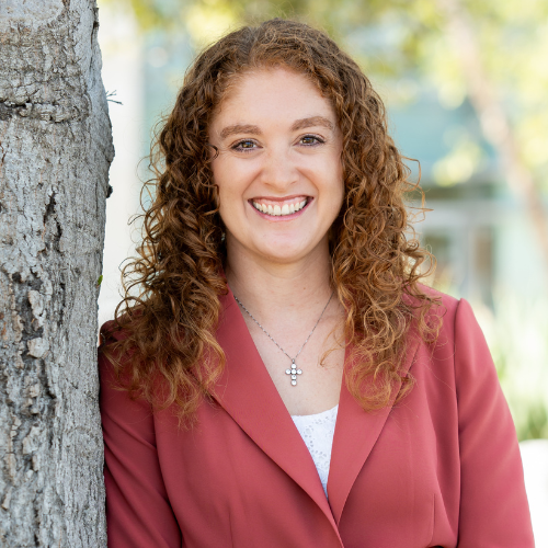 Lyndsay Davies, FPQP®, CES™